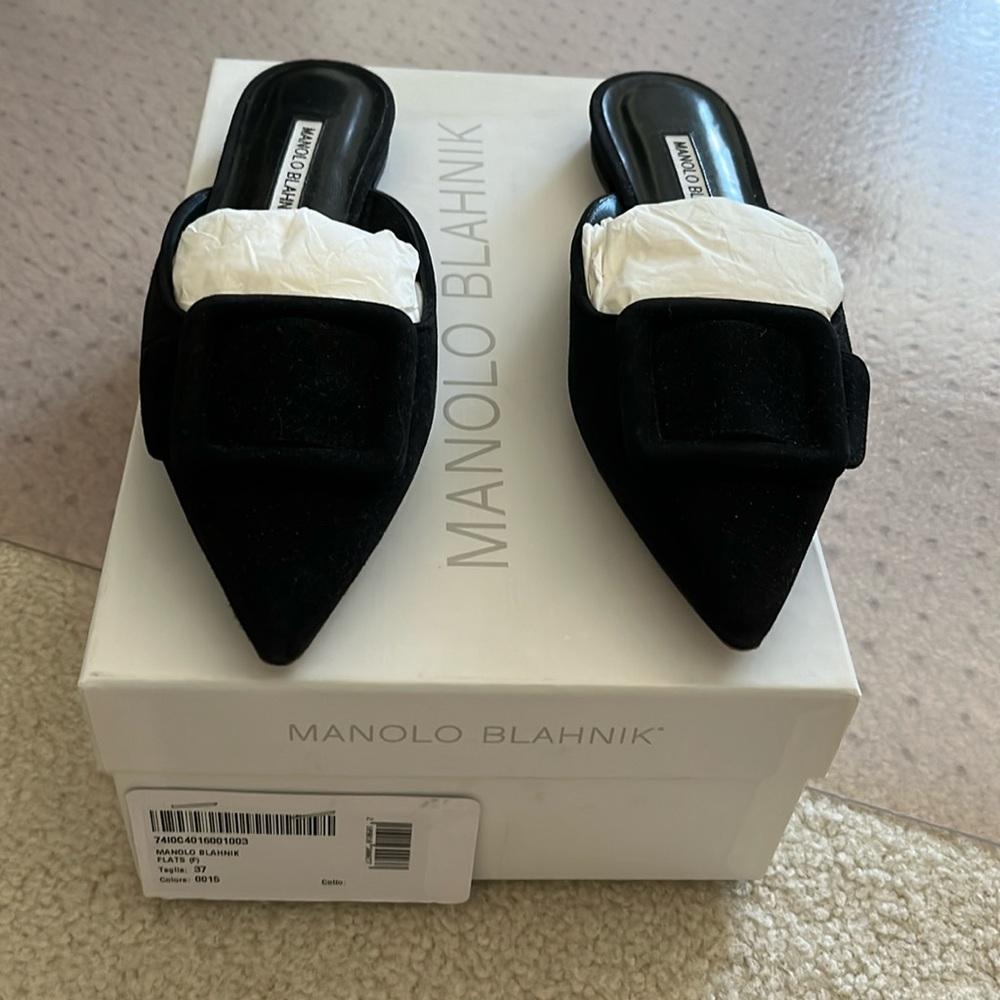 Manolo Blahnik Maysale Suede Flats